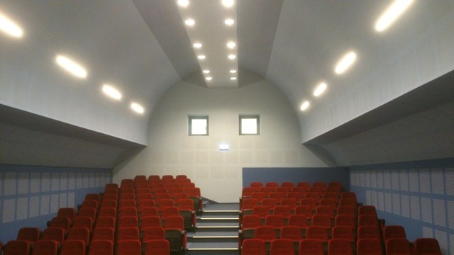 Sala widowiskowo - kinowa Bajka