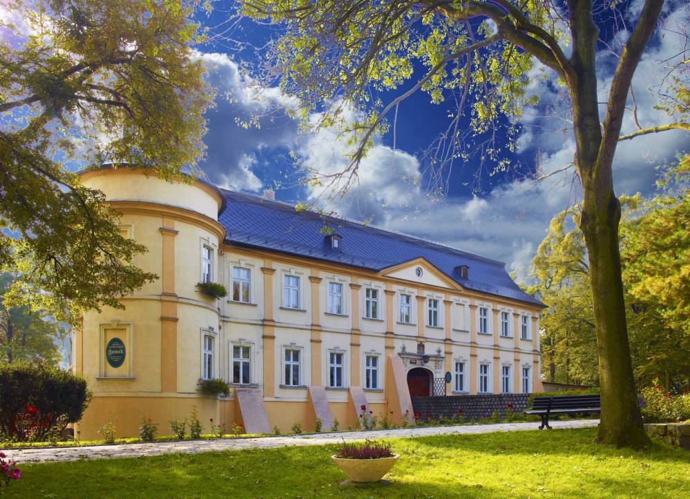 Pałac w Chałupkach