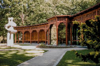 JASTRZĘBIE ZDRÓJ: SPACER PO DAWNYM UZDROWISKU 